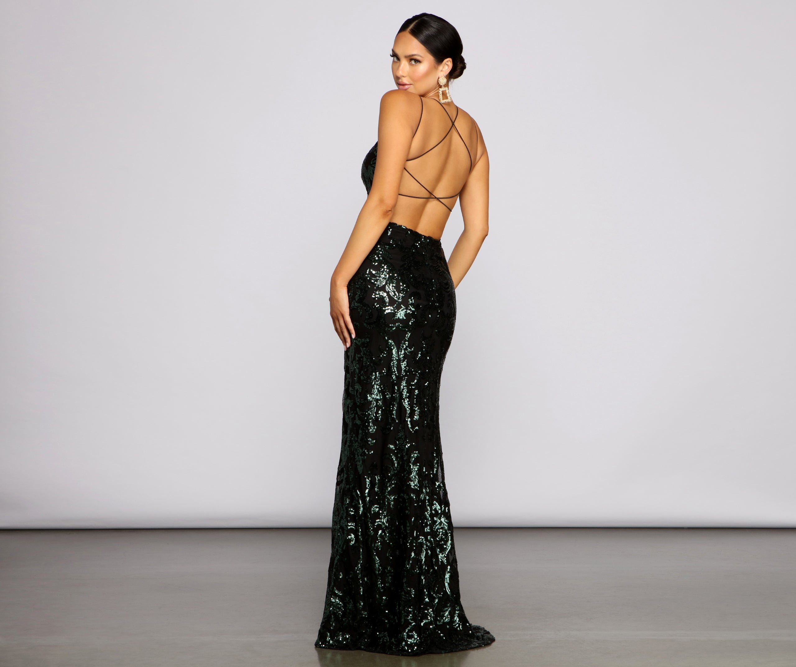 Lila Formal Open-Back Sequin Mermaid Dress - Image 6