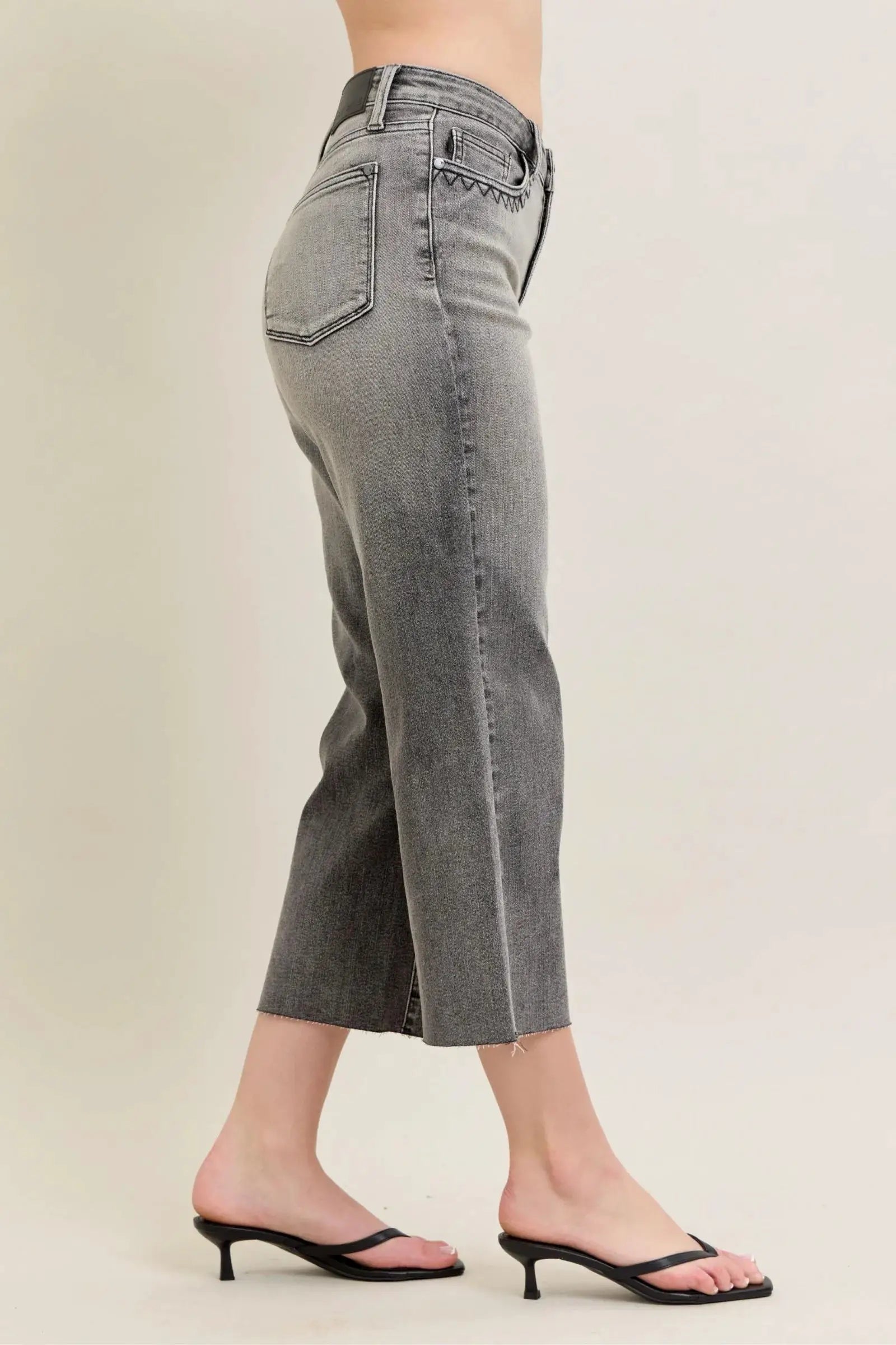 Judy Blue Full Size Wide Leg Capris Jeans Plus Size - Image 2
