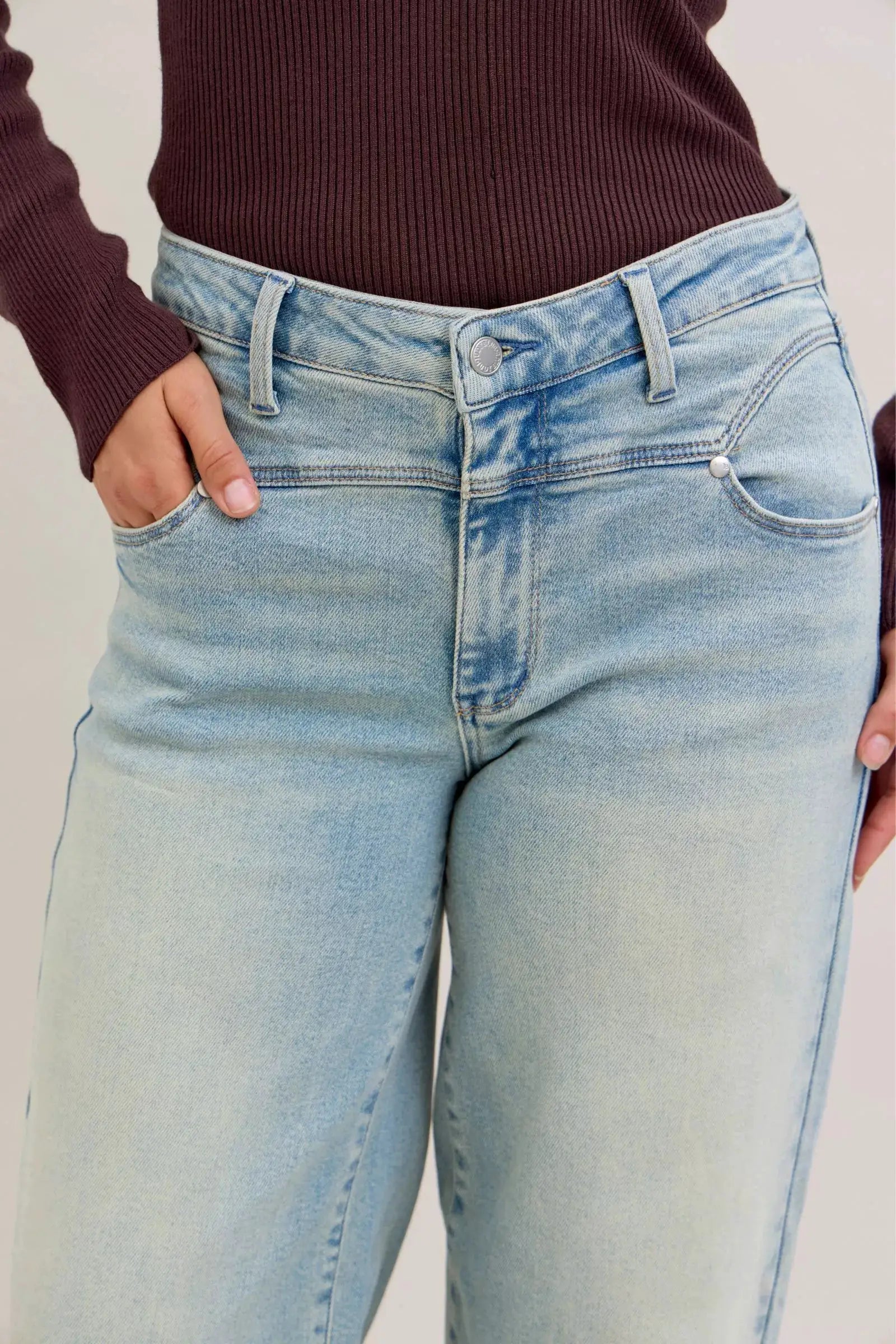 Judy Blue High Waist Column Straight Jeans - Image 11