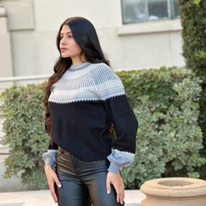 Neutral Color Block Knit Pull Out Sweater - Image 6
