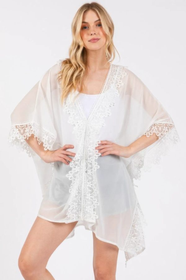 Flower Pattern Trim Detail Poncho