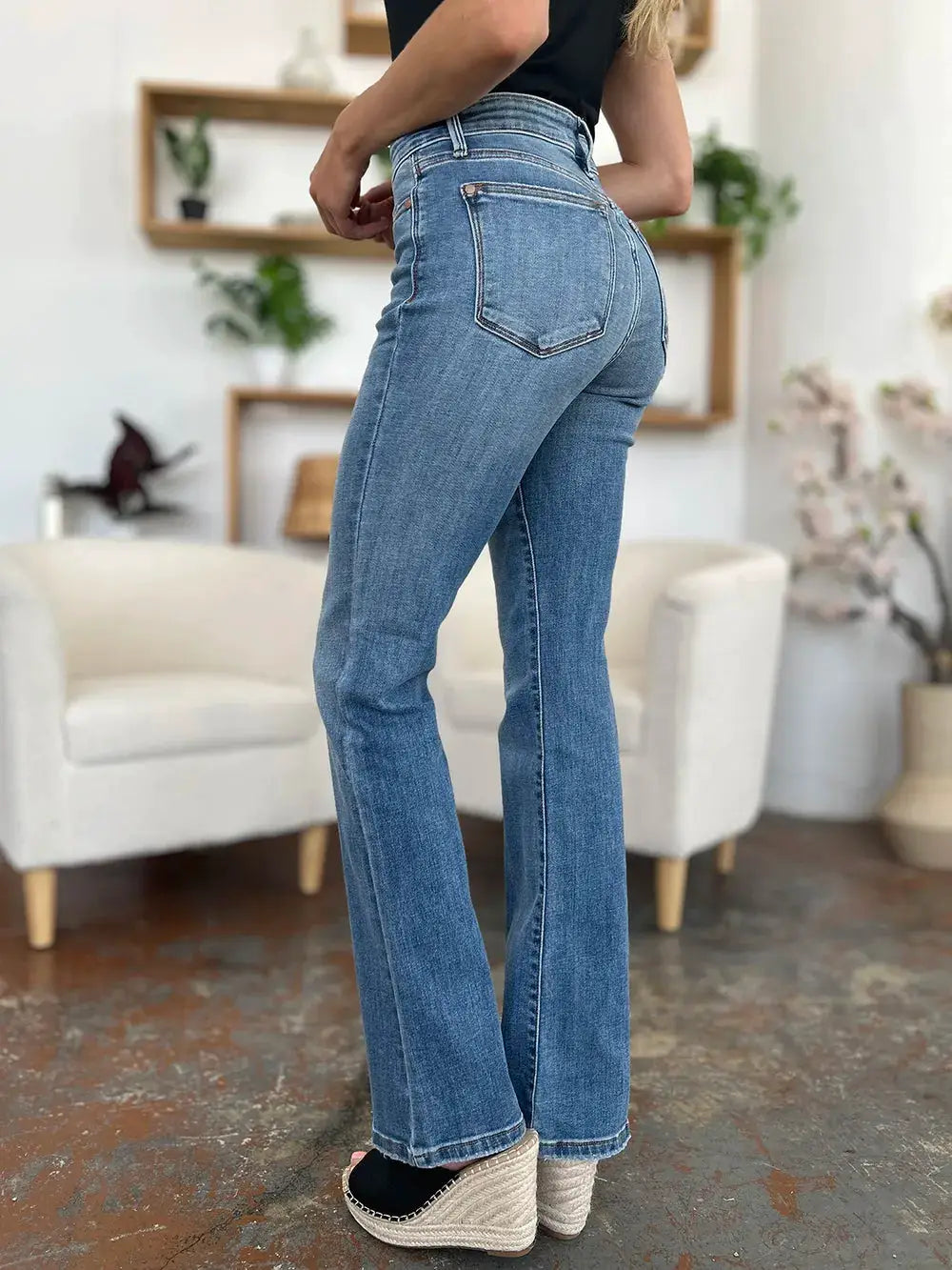 Judy Blue Full Size Mid-Rise Waist Straight Jeans - Image 7