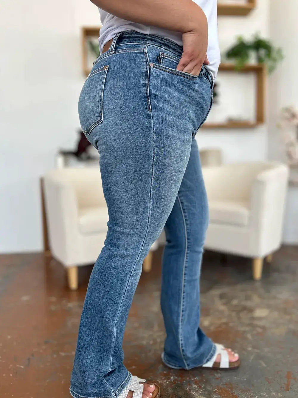 Judy Blue Full Size Mid-Rise Waist Straight Jeans - Image 12