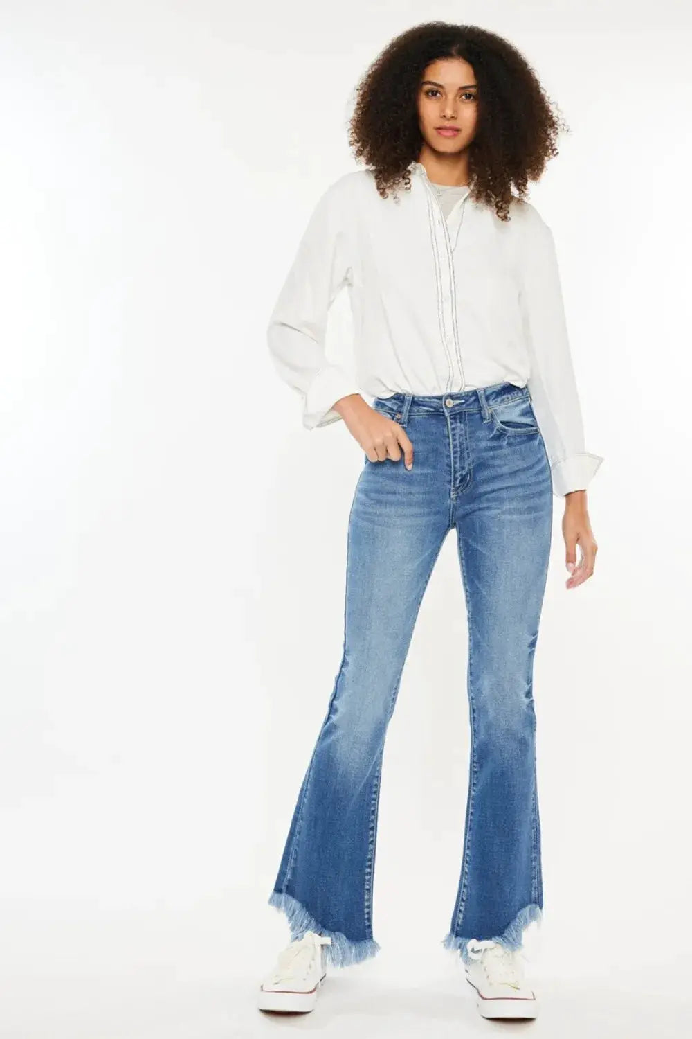 Kancan High Rise Frayed Hem Jeans - Image 5