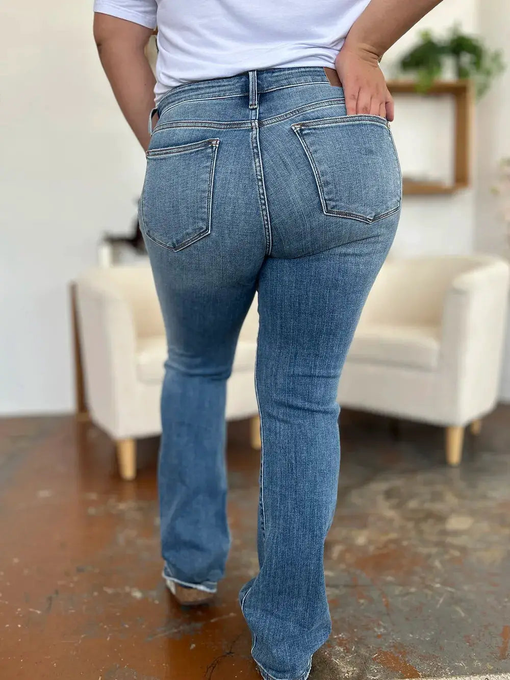 Judy Blue Full Size Mid-Rise Waist Straight Jeans - Image 13
