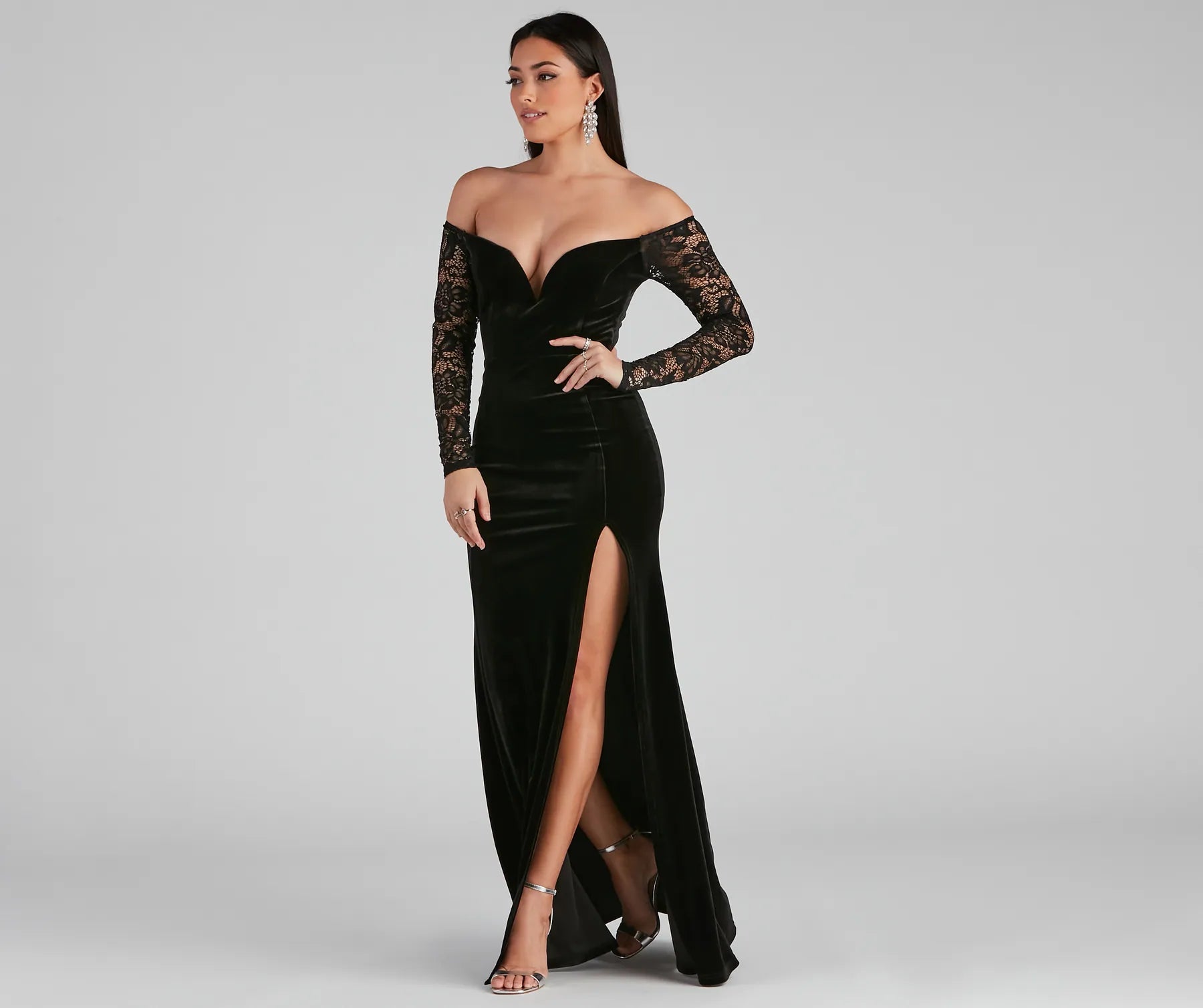Larsa Formal Velvet And Lace Mermaid Dress - Image 3