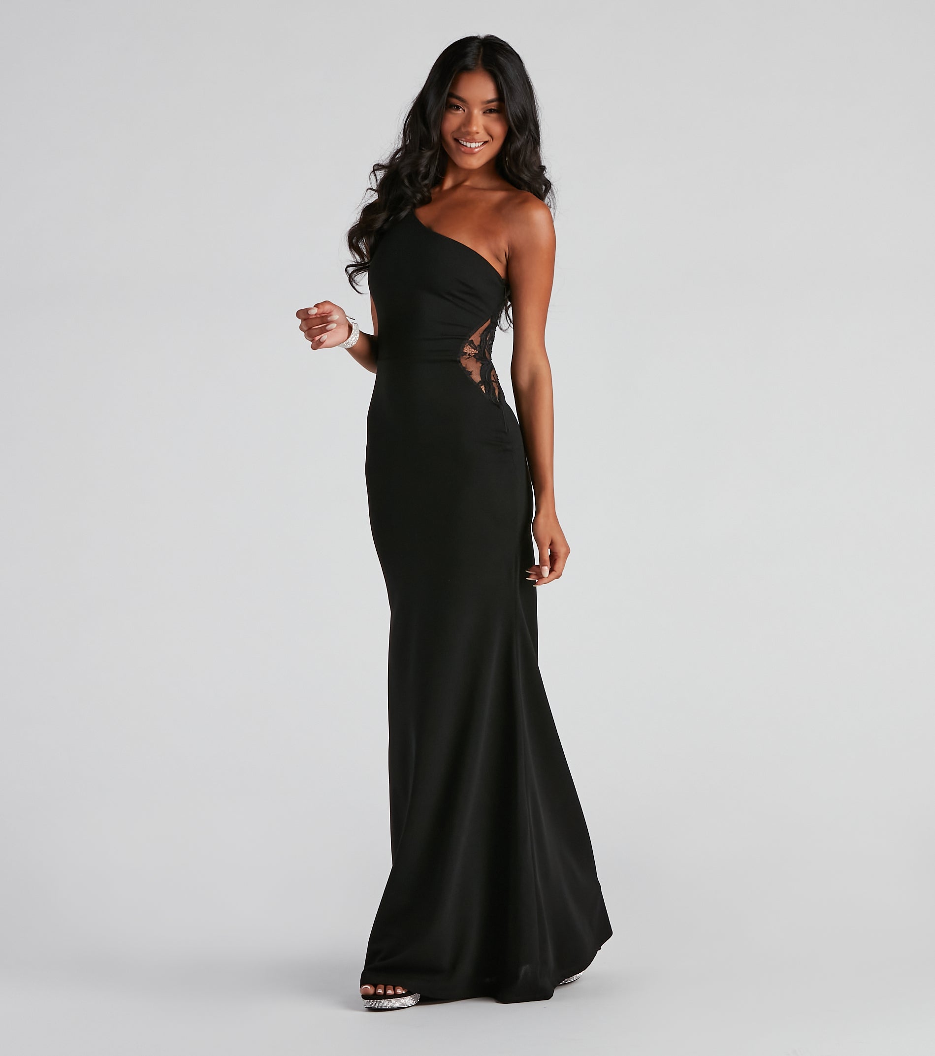 Mara Crepe One Shoulder Gown - Image 3
