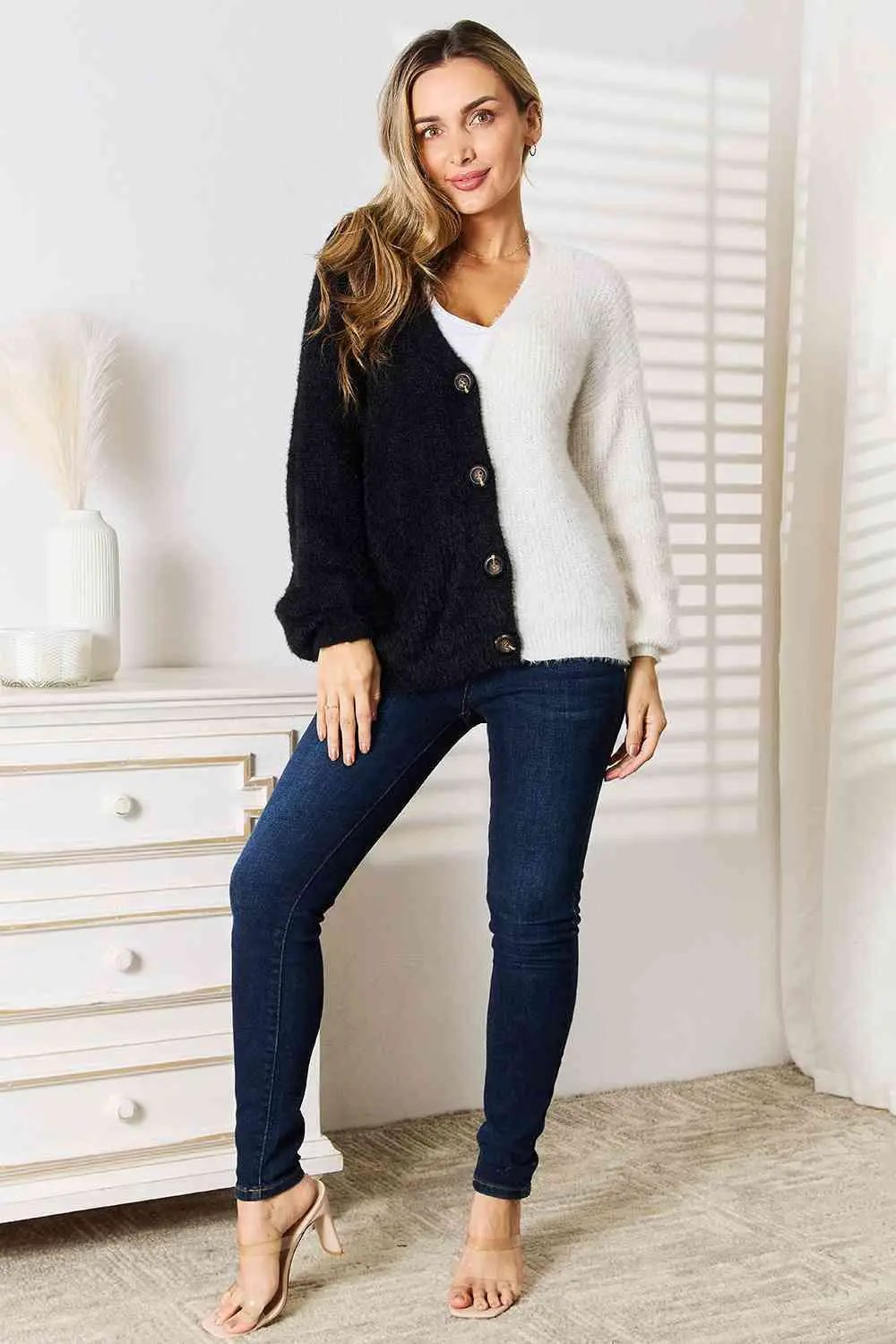 Woven Right Contrast Button-Front V-Neck Cardigan - Image 10