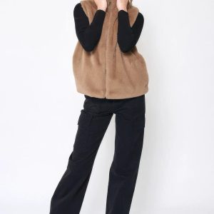 Solid Faux Fur Vest - Image 2