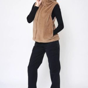 Solid Faux Fur Vest - Image 3