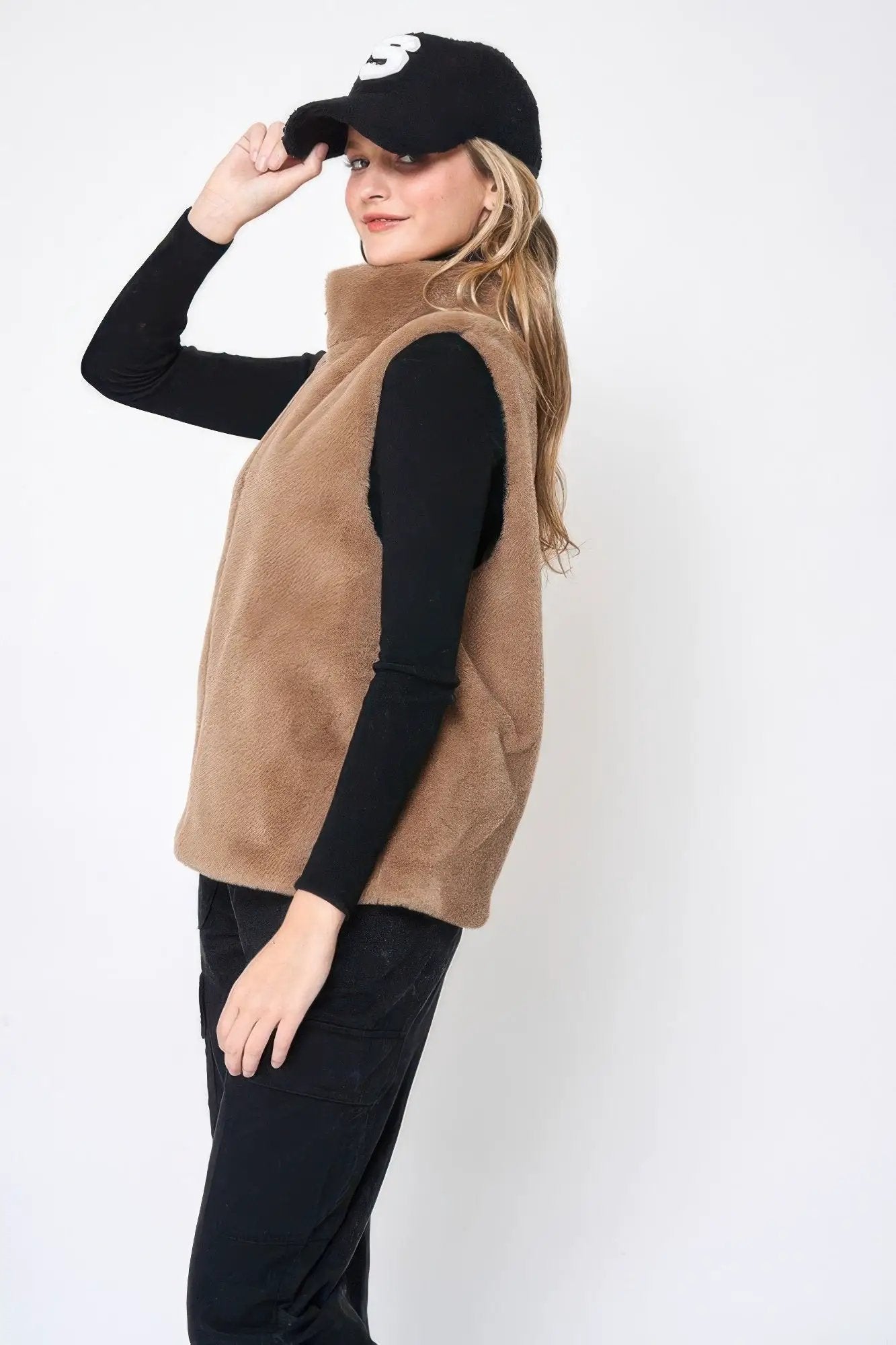 Solid Faux Fur Vest - Image 4