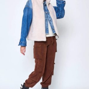 Solid Faux Fur Vest - Image 10