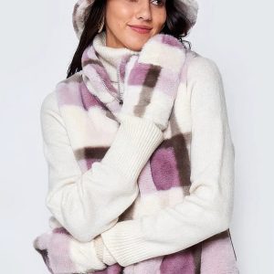 Plaid Faux Fur Vest - Image 4
