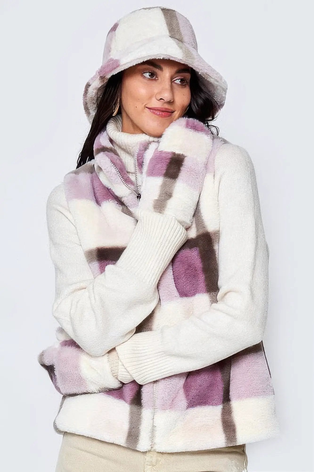 Plaid Faux Fur Vest - Image 4
