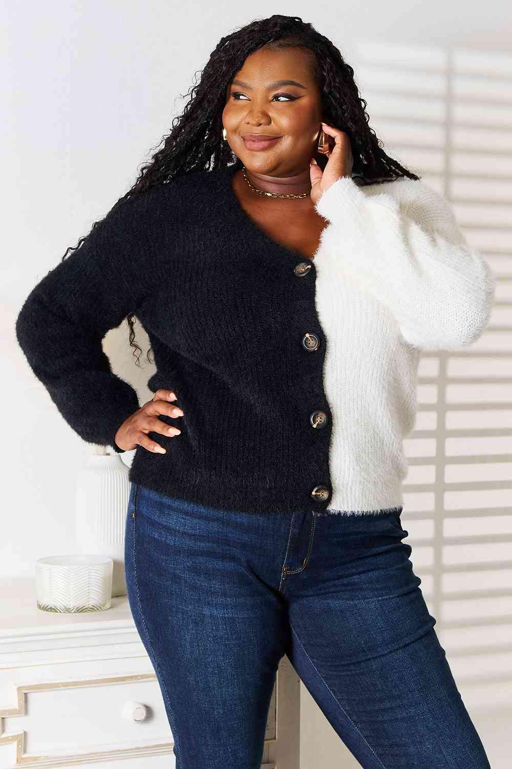 Woven Right Contrast Button-Front V-Neck Cardigan - Image 1