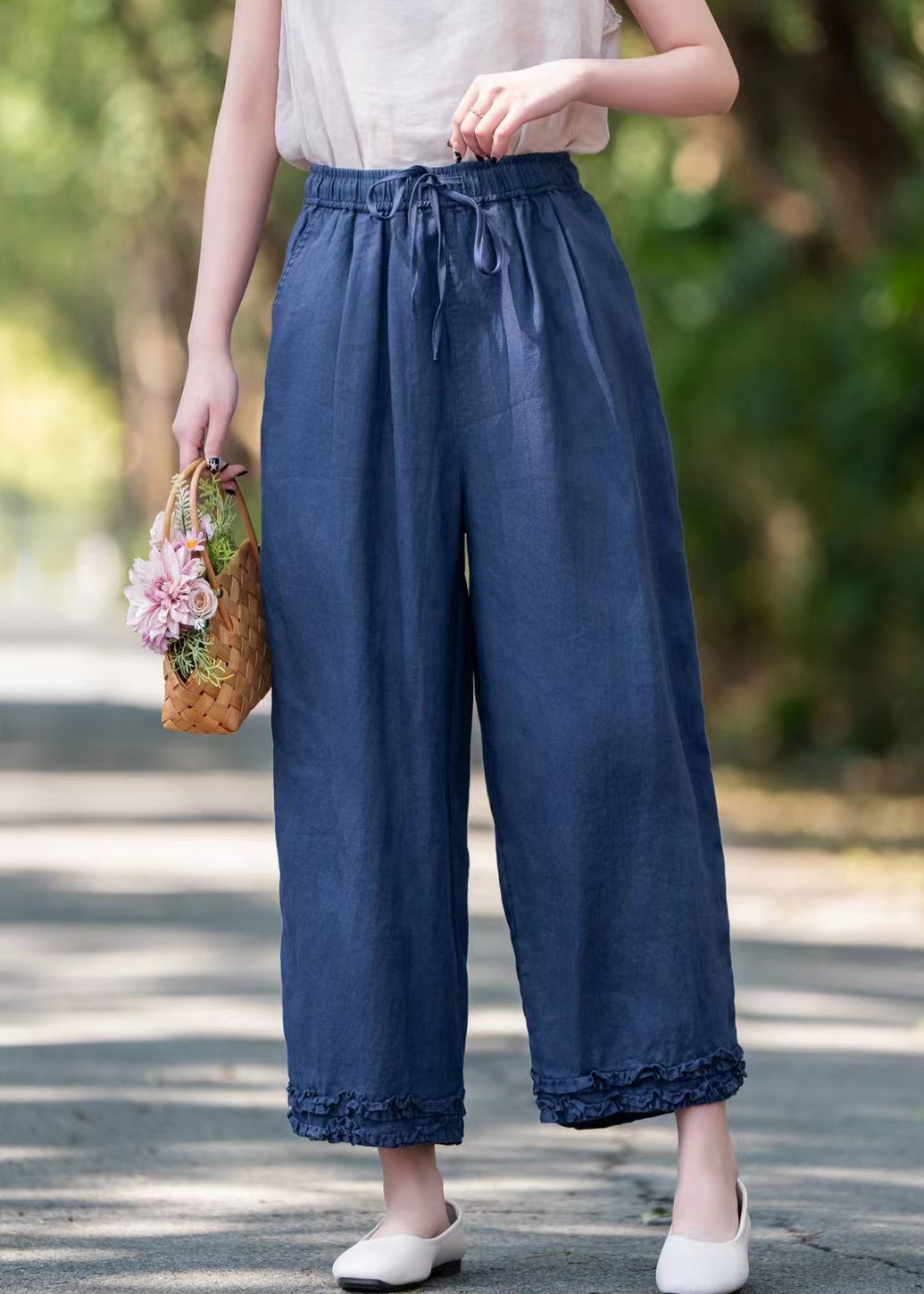 Elastic Linen Ruffled Pockets Waist Navy Crop Summer Pants - Image 1
