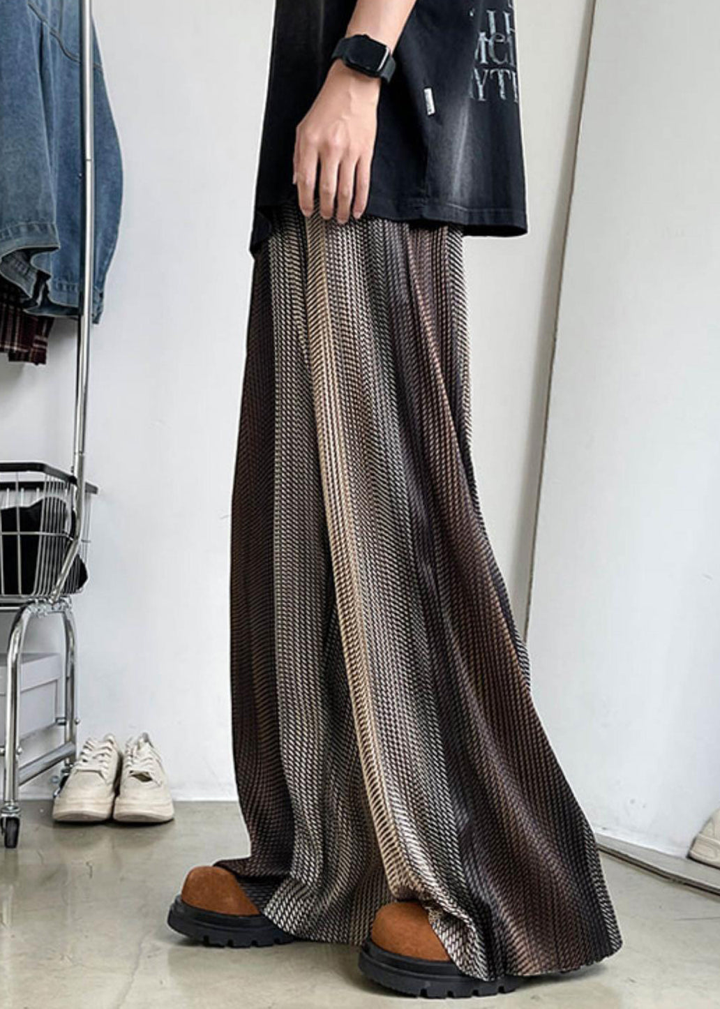 Men Elastic Patchwork Ice Unique Brown Waist Wide Leg Silk Pants - Image 4