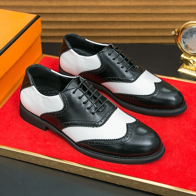 Wingtip Brogue in Two-Tone Oxford and White Men